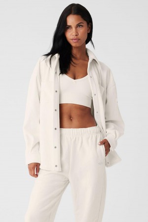 Chamarras Alo Yoga Ribbed Velour Mountain Side Shacket Mujer Ivory | Mexico GPH-234618