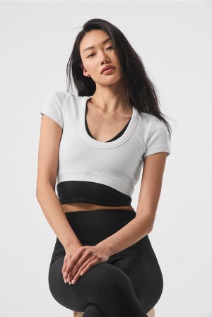 Short Sleeve Alo Yoga Seamless Ribbed Cropped Serene Mujer Blancos | Mexico CQA-279034