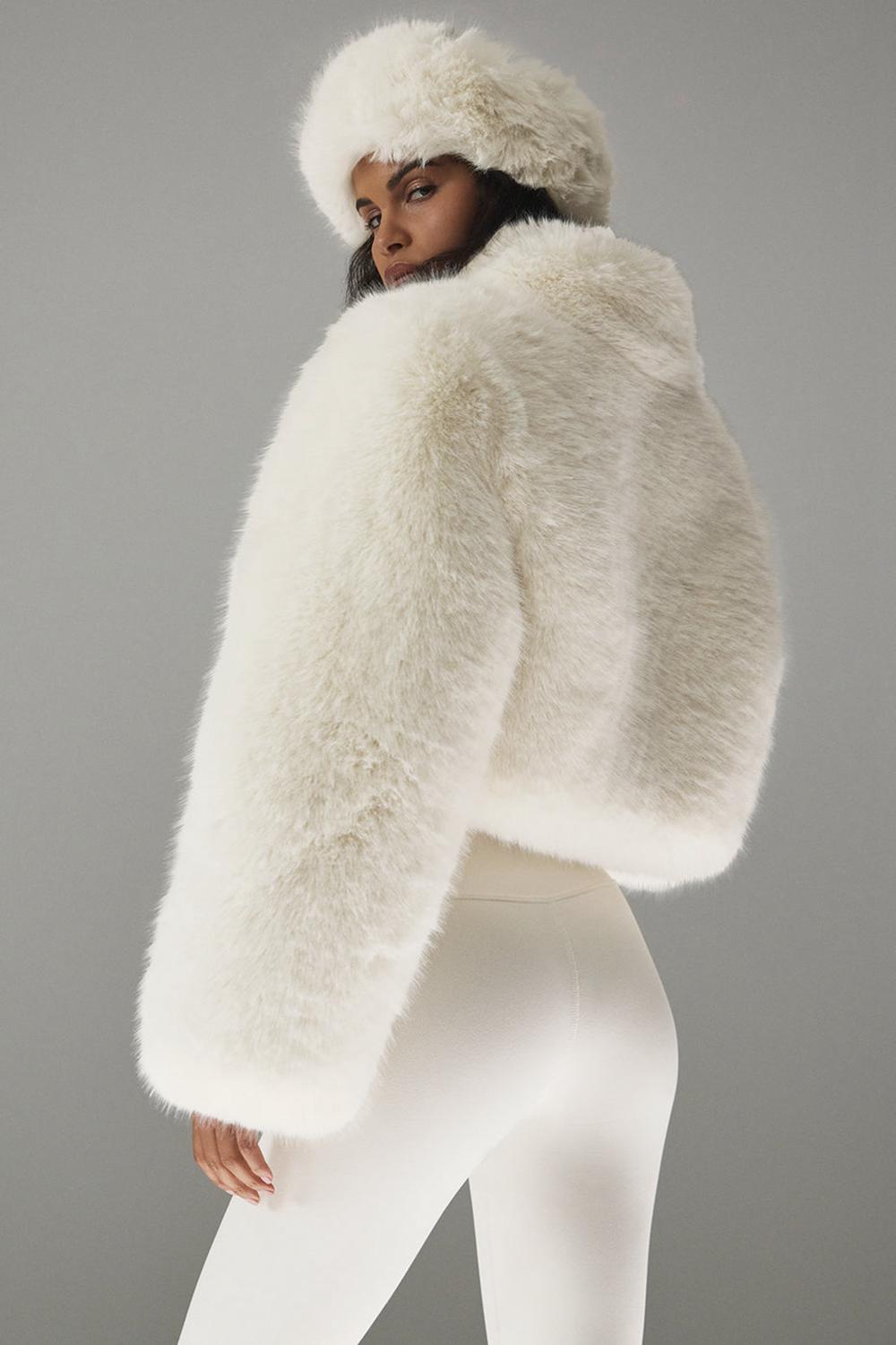 Chamarras Alo Yoga Opulent Faux Fur Cropped Mujer Ivory | Mexico  JFC-523714