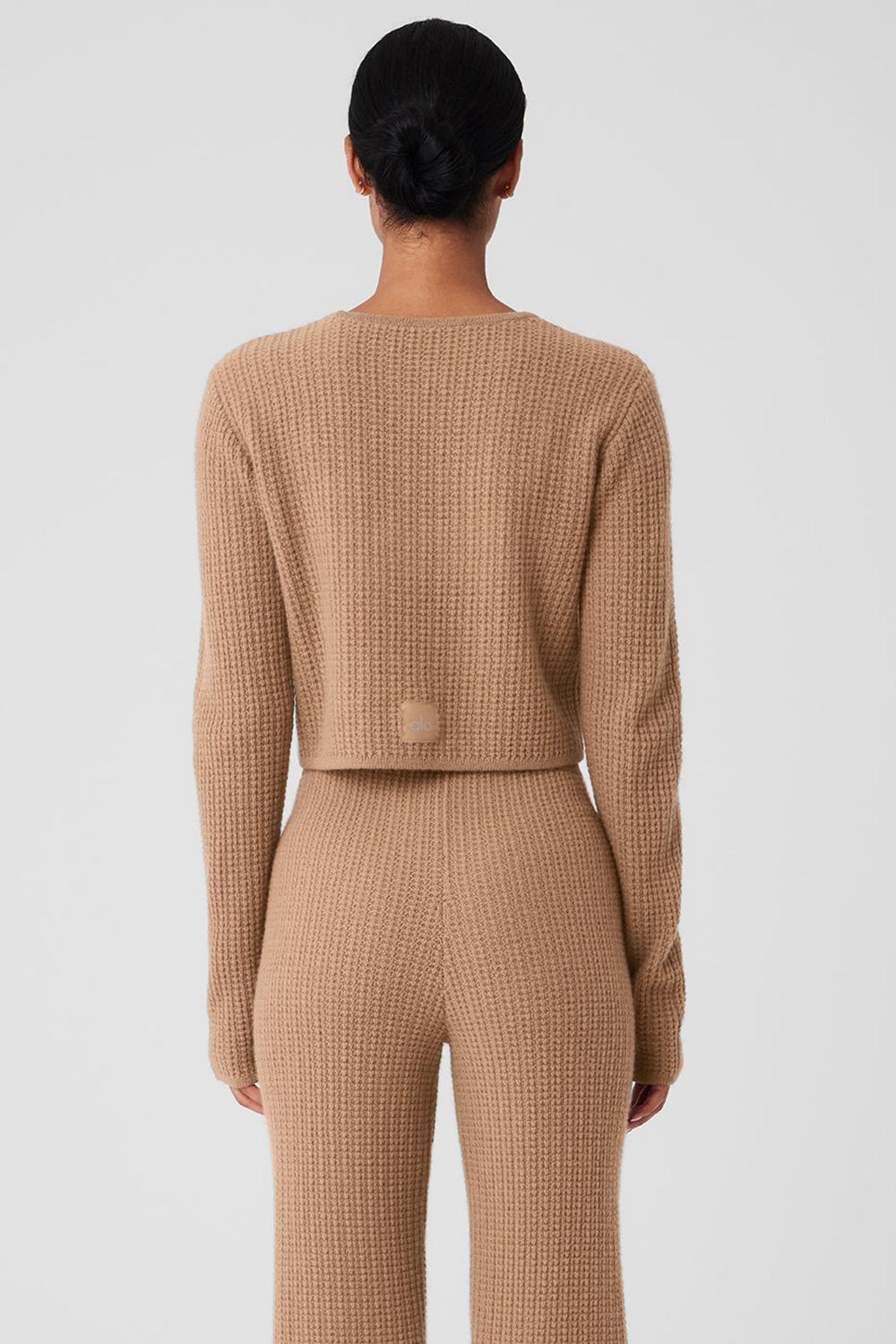 Manga Larga Alo Yoga Cashmere Plush Waffle Cropped Mujer Toasted Almond | Mexico  VXT-539216