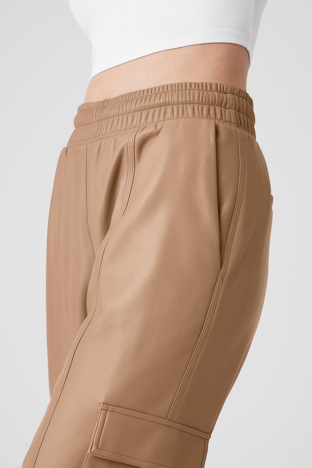 Pantalon Jogger Alo Yoga Faux Leather Power Hour Mujer Toasted Almond | Mexico  RSX-568342