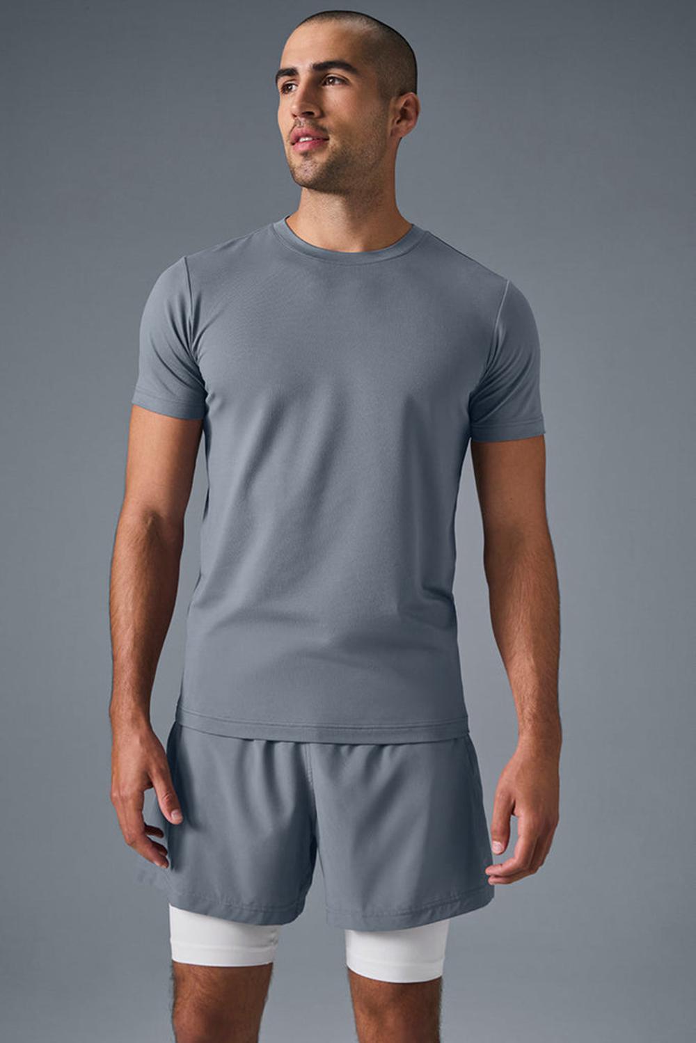 Short Sleeve Alo Yoga Conquer Reform Crewneck Sleeve Hombre Grises | Mexico  JBK-160839