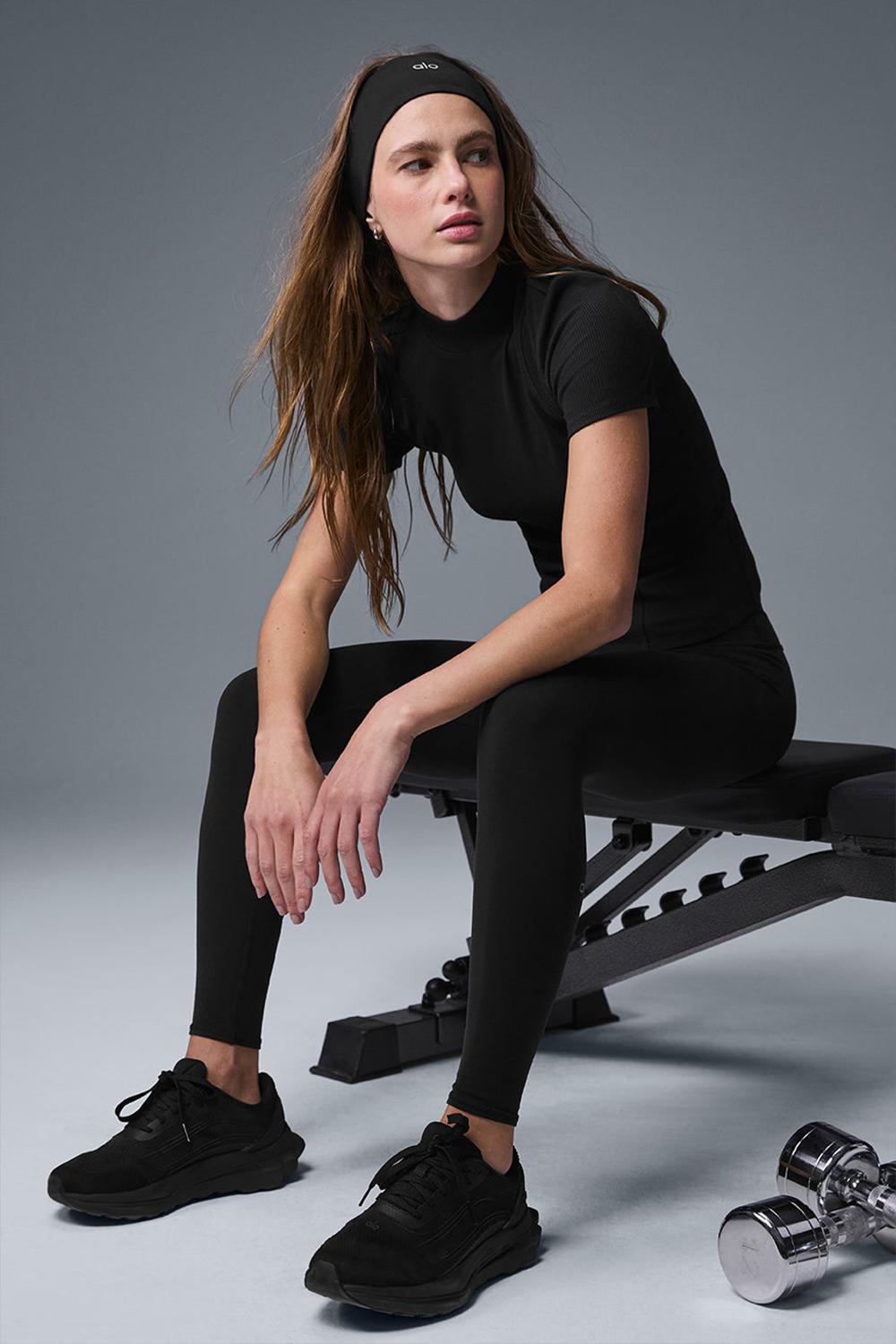 Short Sleeve Alo Yoga Ribbed Mesmerize Mujer Negros | Mexico  PCV-612497