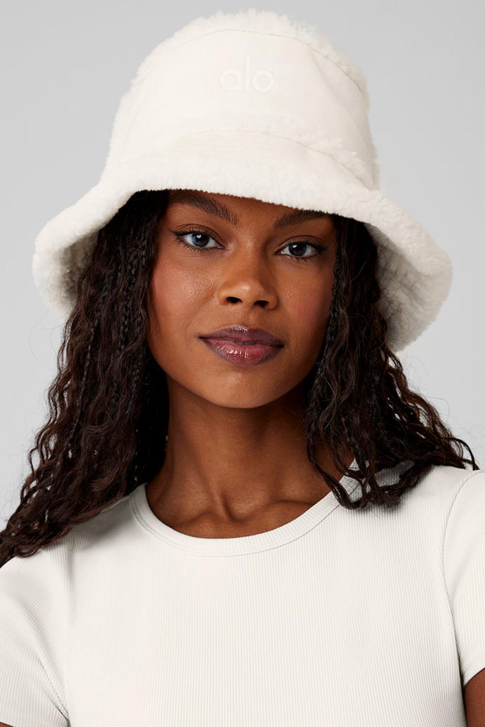 Sombreros De Pescador Alo Yoga Winterfun Mujer Ivory | Mexico  XYO-207564