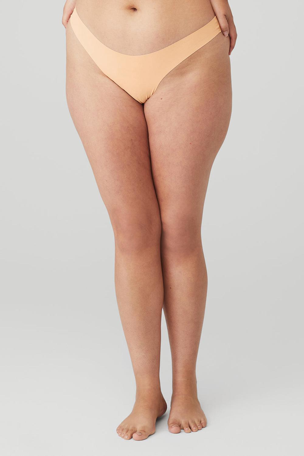 Tanga Alo Yoga Airbrush Invisible Mujer Champagne | Mexico  YDL-628419