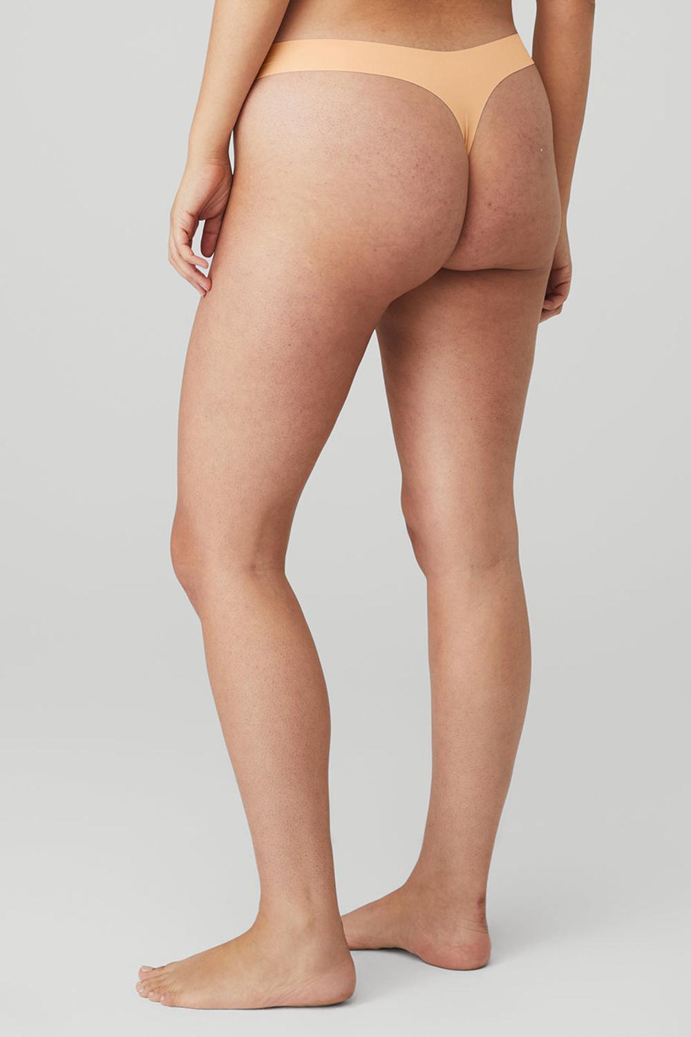 Tanga Alo Yoga Airbrush Invisible Mujer Champagne | Mexico  YDL-628419